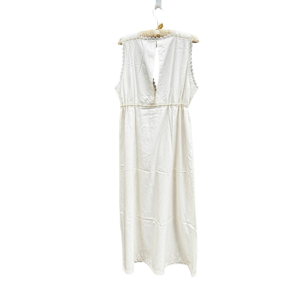 Vintage Najla Cream Color Satin Maxi Nightgown Fairy V Neck Empire Waist Medium